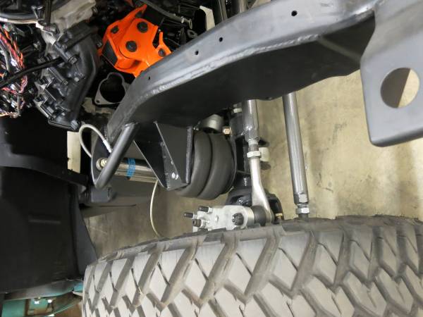 Photo Gallery - 1970 C10/06 Duramax Chassis 4-Link/Air Bag